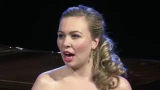 ELSA DREISIG – Rossini IL BARBIERE DI SIVIGLIA
