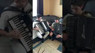 Noi ne bucuram &icirc;n c&acirc;ntare-Natanael Dumitras și Viluț ❗️CURSURI ACORDEON❗️