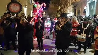 Babbo Natale Gigante Luccicante  Gioia del Colle