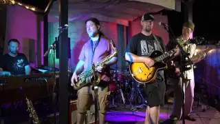Aras Buntinas soloing at the Ax and Oar 1