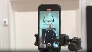 Iowa's basketball content creator: Des Moines local lighting up social media for hoopers