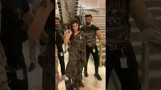 Mahira Khan, Iqra Aziz and Amna Ilyas seen in Karachi  #PakistaniCelebrities #LollywoodWorlD