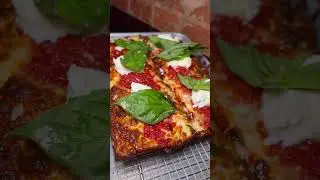 Margherita Pizza 📍Emmy Squared Pizza ~ Hells Kitchen, Manhattan, NY