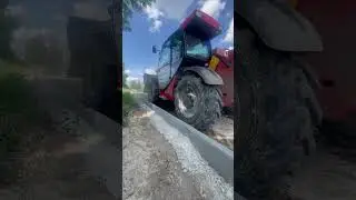 Manitou telehandler in action! Lifting power and precision at work #manitou #machine #shorts #loader