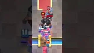 Clash Royale Valkyrie vs Dark Prince