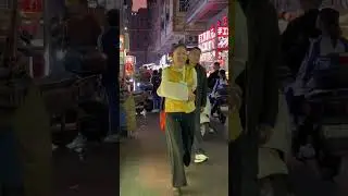 中國深圳街景Street scene in Shenzhen，China#深圳#Shenzhen#中國 #China#中國街景 #街拍 #street