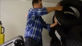 Быстрая разгрузка грузовика с помощью Destuff-it&trade;