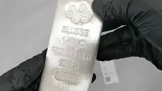 1 Kilo Silver Bar PAMP Suisse  9999 Fine Cast, w/Assay