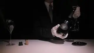 Noirnoisette pour Champagne Laurent Perrier : Le service Aigui&egrave;re Grand Siecle