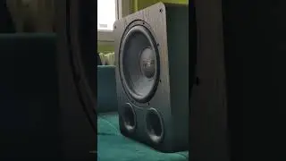 SVS PB1000 Pro - World War Z - Grenade scene