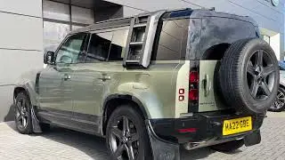 Luxury Hybrid Off-Road: Defender 2.0 P400e X-Dynamic SE in Pangea Green - MA22GBE