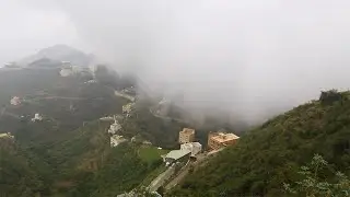 حاله تاريخيه لايمكن أن تنسى يوليو ٢٠٢٠م ذات الرجع الرهو الأستوائي ماء منهمر سحب مهيبه وعواصف غزيره