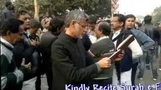 Sajjad ye kehte the