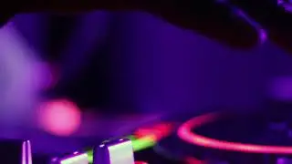 Techno music   chill  - NO distractions (steady background)