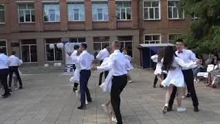 Вальс выпускников 2021