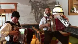 Allgäuer-Jodler-Thannheimer-Tal-Steirische Harmonika-Bubi-Schuler Buam