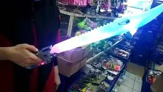 mainan Pedang nyala