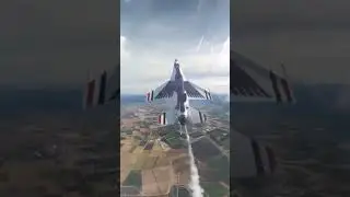 Thunderbirds in close Formation #shorts