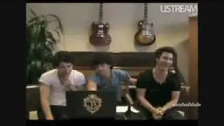 The very best of Jonas Brothers Live chat sessions!