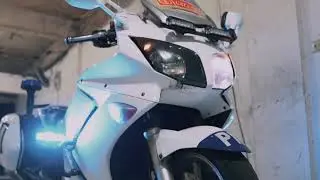 Baxter B6 blue on a yamaha FJR, by blinkecho