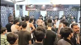  کتنے دیےبجھے ہیں تب اک دیا جلا ہے اے شام کی مسافر