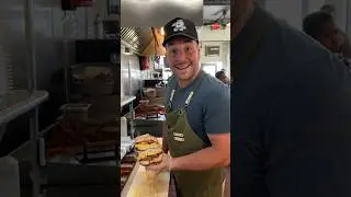 MDW JERSEY CLASSIC 🥓🥯 on a hot n&rsquo; fresh EVERYTHING BAGEL #nj #bagels #hoboken #rutgers