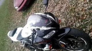 Wrecked CBR600RR '10 by a Novice