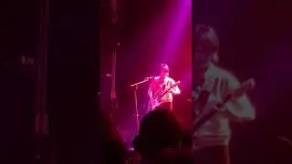 The Breeders - Wait in the Car (live)