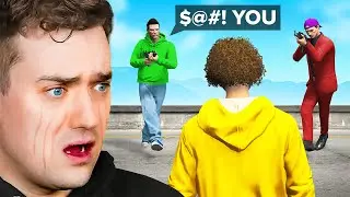 Мои друзья издеваются надо мной в GTA V..