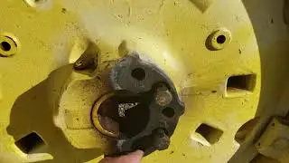 John Deere 6400 wheel removal