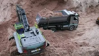 Excavator Loading Dirt With The Dump Trucks | SIMULASI ALAT BERAT LOADER BEKO KERUK RC