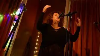 Lara Eidi - Seikilos Epitaph  - The Betsey Trotwood - 22 - 01 - 26