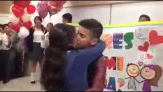 Asi se conquista a una mujer!