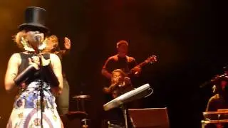 Erykah Badu - Umm Hmm - Live @ l'Olympia Paris 2010