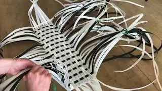 DIY Plastic Strap Tote Bag