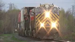 Friendly Wave from Engineer! Stack Train CN 120 w/DPU rolling thru Moncton, NB