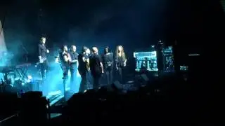 MUSIC | BRIT FLOYD - Outside the wall