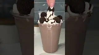 viral klondike cookies and cream milkshake recipe 🍦#milkshake #dessert #recipe #easydessert #shorts
