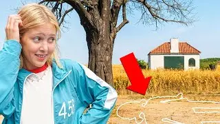 Амелка и нейните приятели КРИЯТ КУКЛА от популярната игра! Какво се е случило? Видео за тийнейджъри