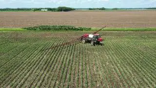 CASE IH 3330 SPRAYER