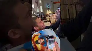David Corenswet enjoy time with fans | Superman movie premiere