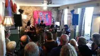 THE HOT HOUSE FOUR - HEEBIE JEEBIE BLUES.