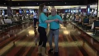 Hustle Social Dance (Robin and Rebecca)