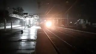 Super High Speed Action By Wap 7 In Foggy Rain.....