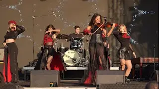 Katy Rain - Cine iubeste nu lasa LIVE (Piata Marii Adunari Nationale) 