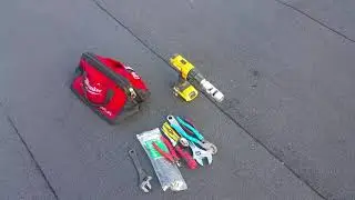 Roof antenna on non penetrating mount