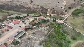 Equipes da Sedur realizando topografias em locais que est&atilde;o colocando em riscos &agrave;s fam&iacute;lias