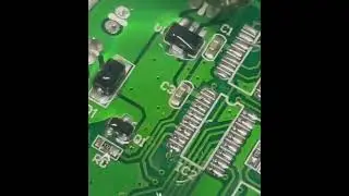 Desoldering ic smd regulator transistor and doide hand Desoldering Techniques #JLCPCB #regulator #ic