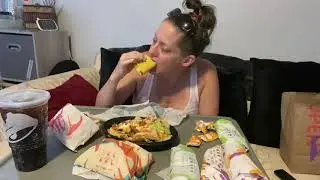 EATING TACO BELL MUKBANG | Angie's Life