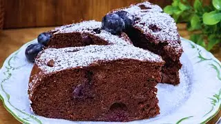CZEKOLADOWE KETO CIASTO Z OWOCAMI 👉tylko 88 kcal w 1 kawałku 😱
